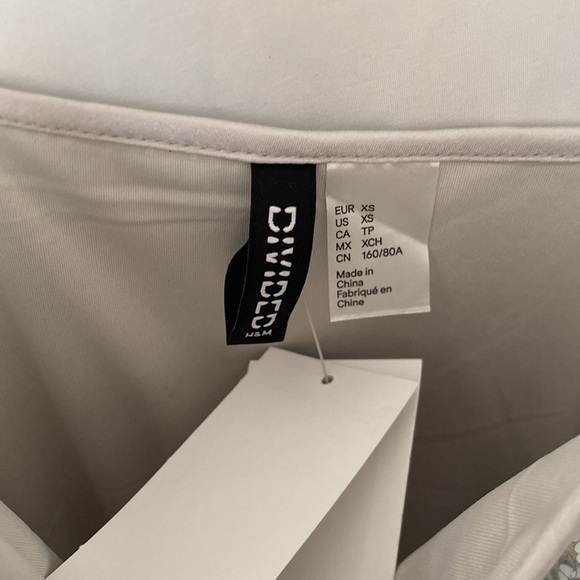 NWT H&M sequined silver shift dress sz XS - Picture 2 of 3